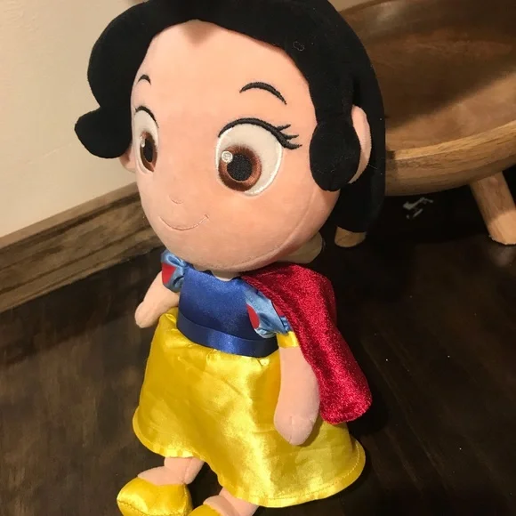 The Disney Store Plush Princess Young Girl Snow White Toddler Baby Doll Toy 12" - Picture 2 of 7